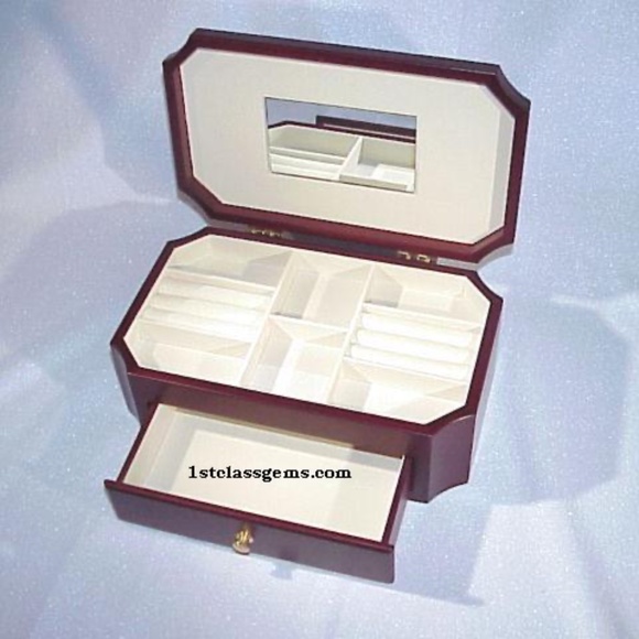 FINAL SALE PRICE Mirrored Wooden Jewelry Box by Mele in Utica, New York - Picture 4 of 6